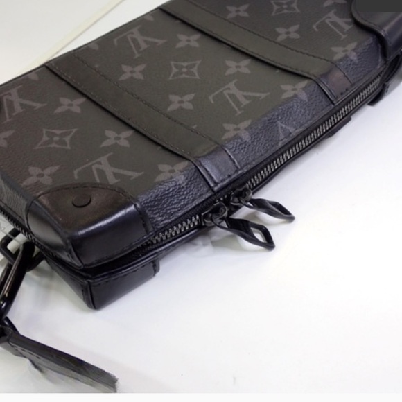 Authentic Louis Vuitton Black Monogram Unisex Soft Truck Wallet Bag - Picture 9 of 10